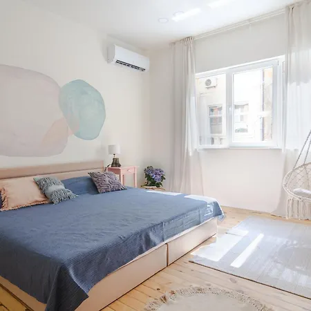 Little Perfection - Super King Size Bed - Wifi 200 Mbp Apartment Sofia Exterior photo